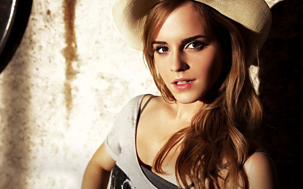 Celebrity emma watson Wallpaper