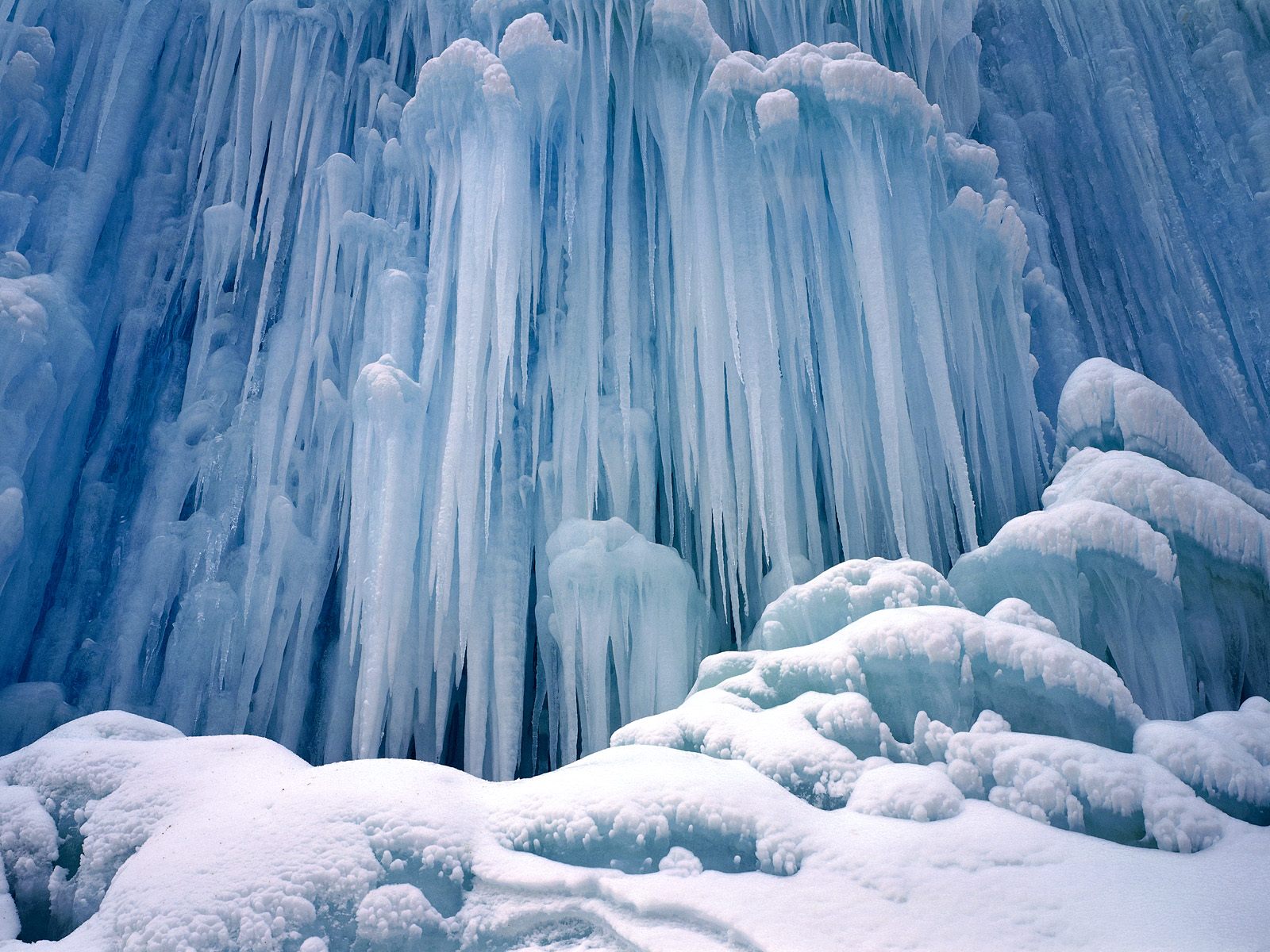 Earth - winter Wallpaper