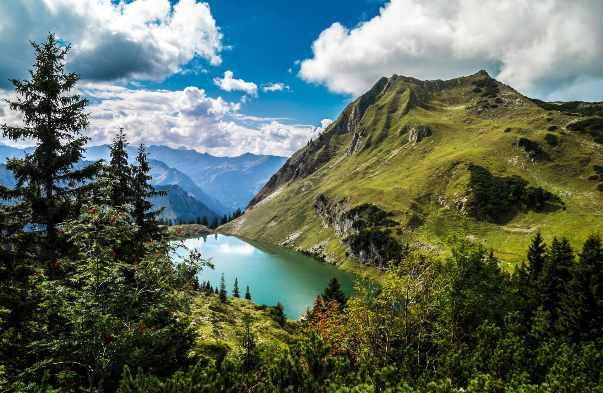 Download Nature Lake HD Wallpaper