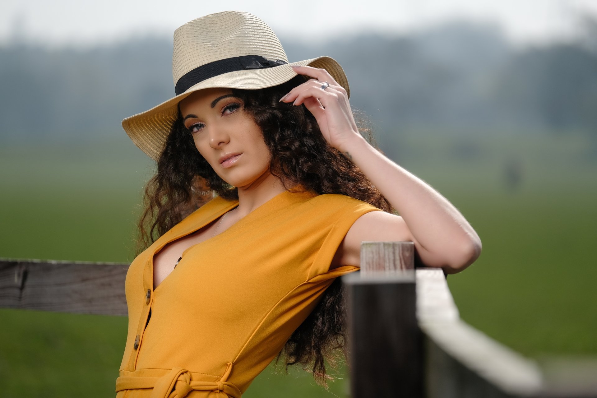 Download Black Hair Depth Of Field Hat Woman Model 4k Ultra HD Wallpaper