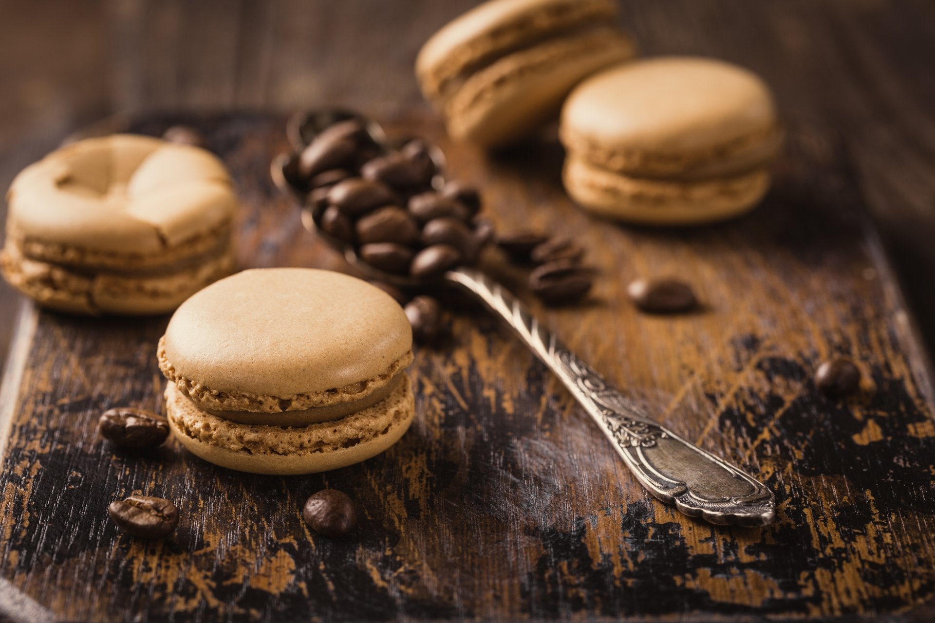 Download Spoon Depth Of Field Still Life Coffee Beans Sweets Food Macaron 4k Ultra HD Wallpaper