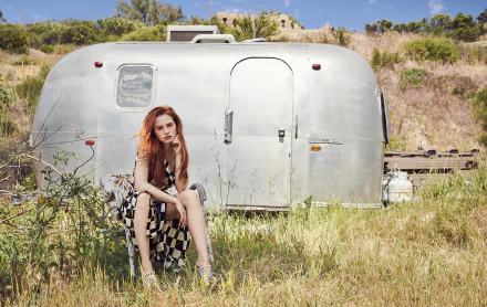 American redhead actress Celebrity Madelaine Petsch HD Desktop Wallpaper | Background Image