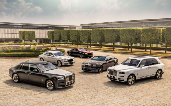 car Rolls-Royce Cullinan The Phantom Rolls-Royce Wraith Rolls-Royce Dawn Rolls-Royce Ghost vehicle Rolls-Royce HD Desktop Wallpaper | Background Image