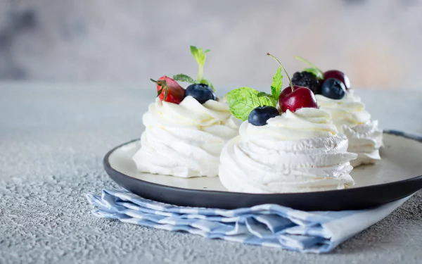 dessert berry food meringue HD Desktop Wallpaper | Background Image