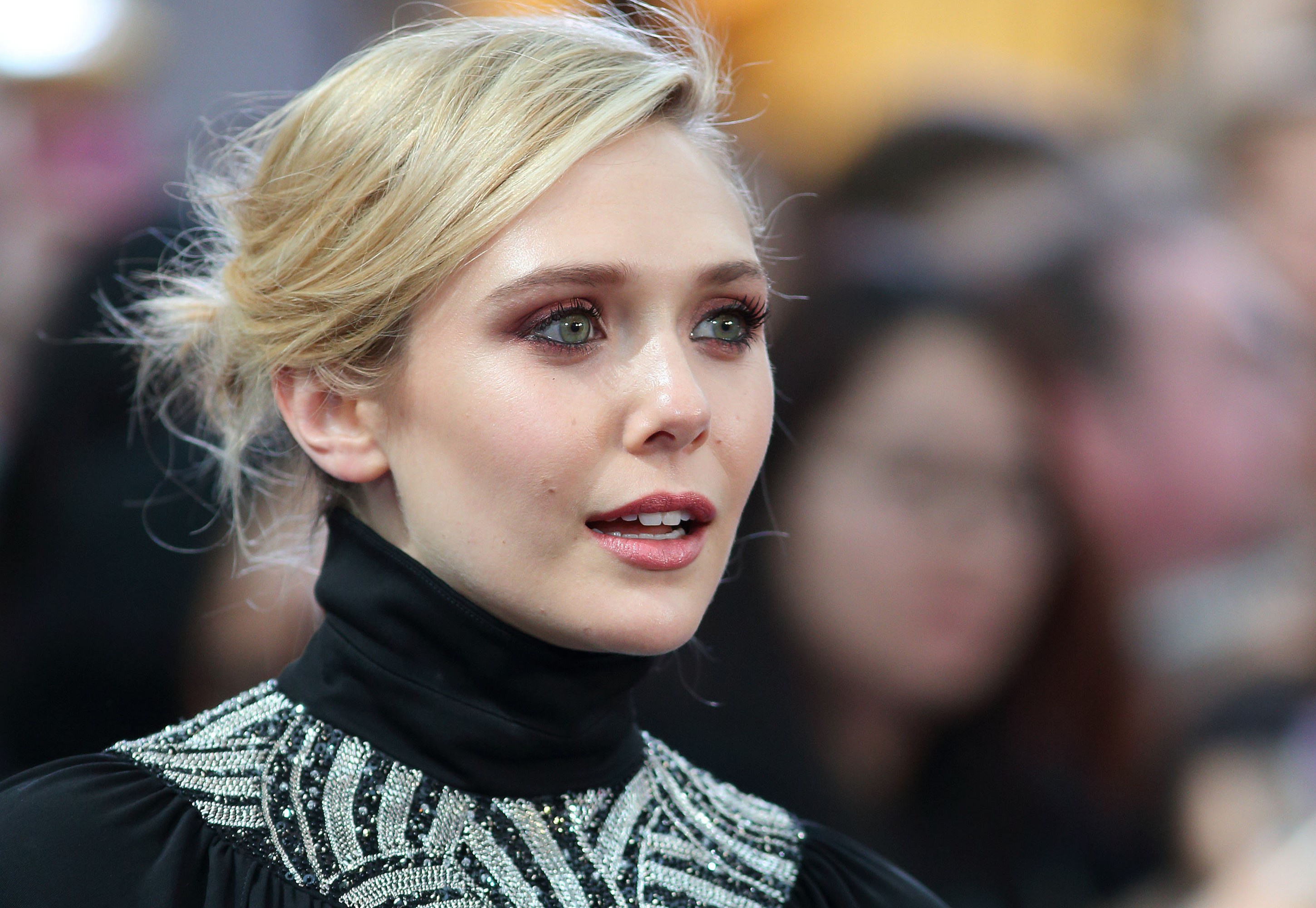 Download Face Green Eyes Blonde American Actress Celebrity Elizabeth Olsen Hd Wallpaper 