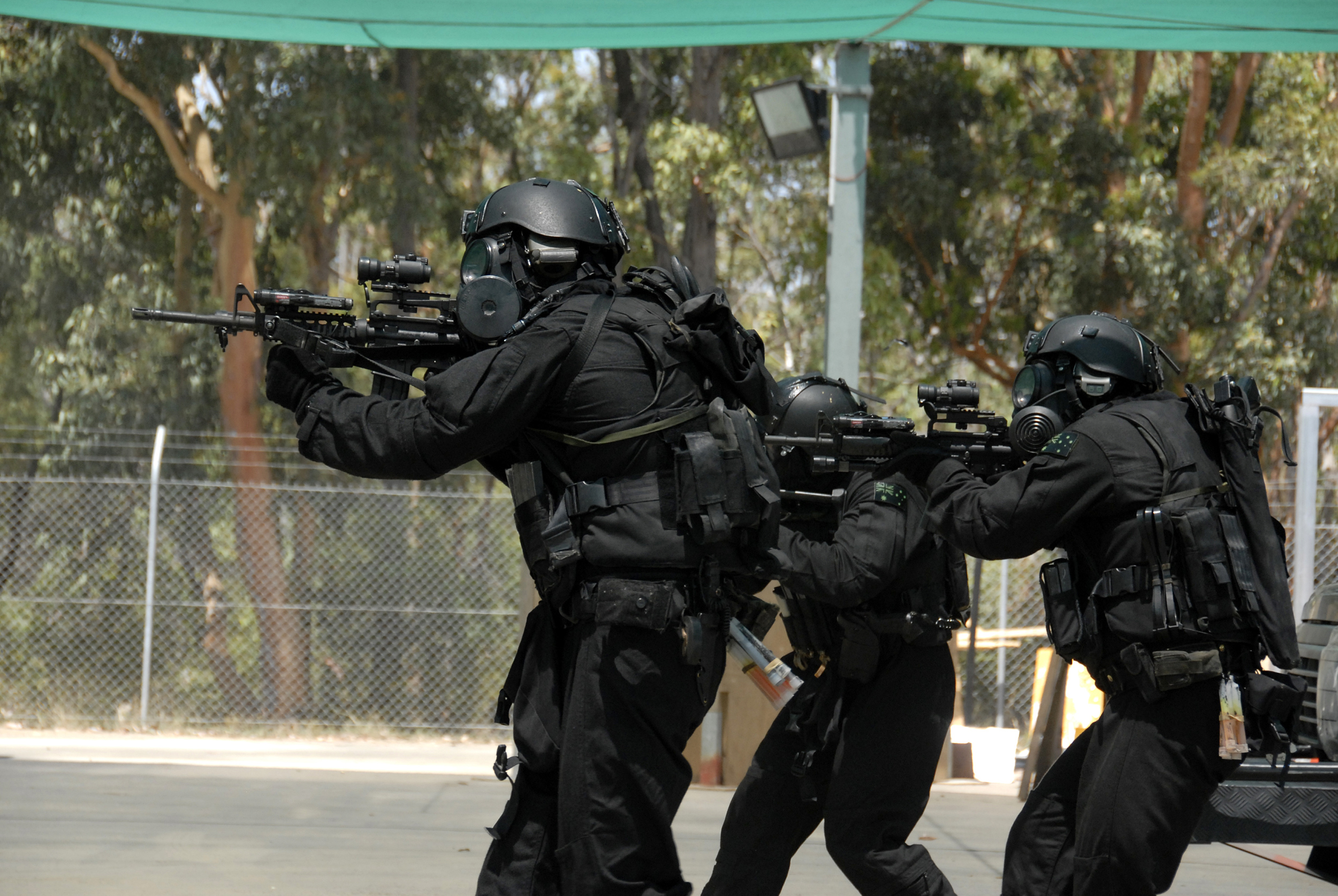 Military SWAT HD Wallpaper | Background Image