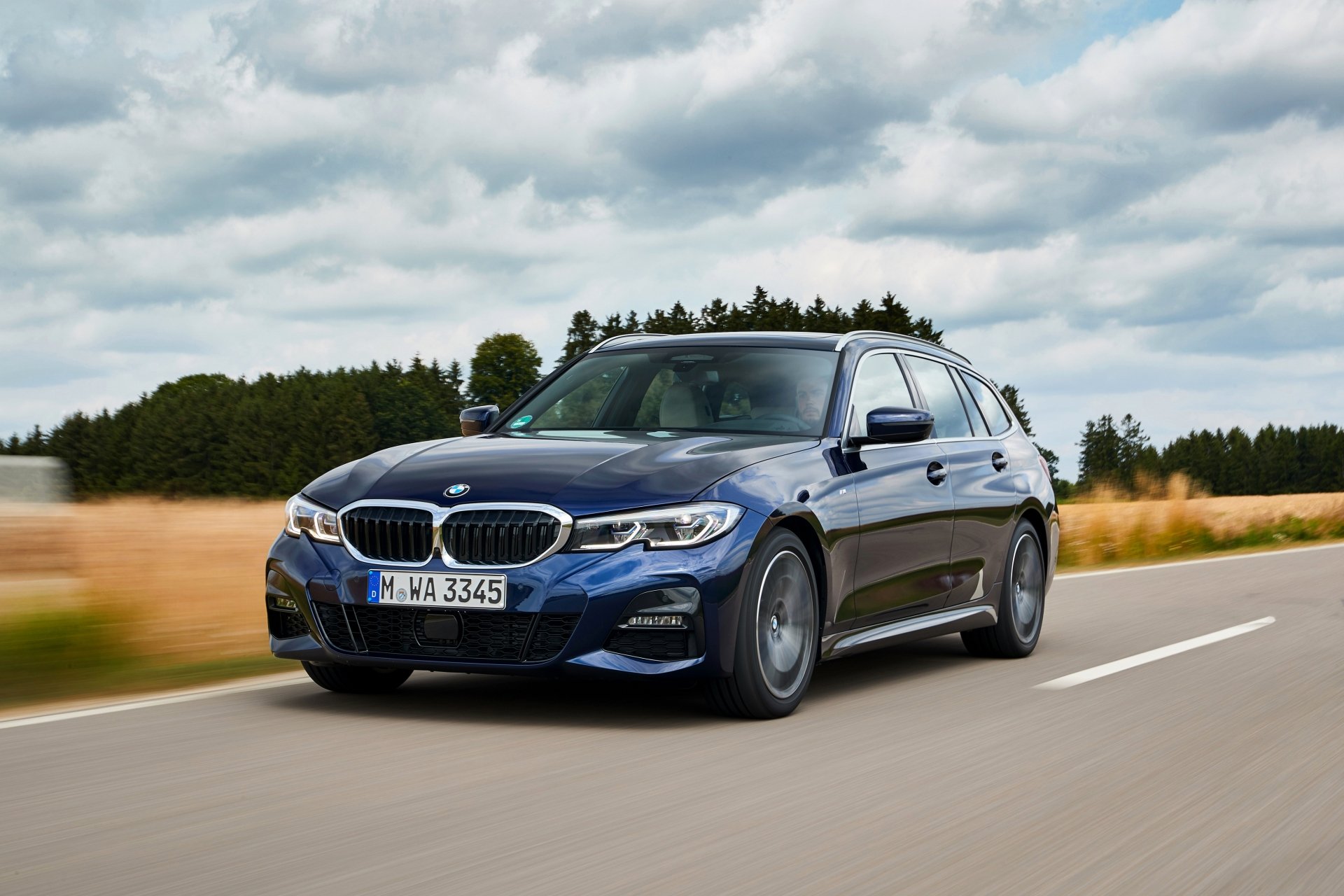 Download Car BMW Vehicle BMW 3 Series Touring 4k Ultra HD Wallpaper