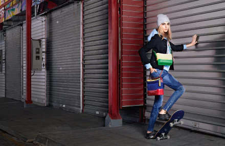 handbag skateboard cap blonde model actress English Celebrity Cara Delevingne HD Desktop Wallpaper | Background Image