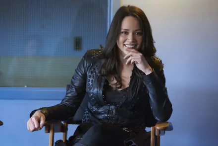 brown eyes black hair leather jacket Canadian singer smile music Melissa O'Neil HD Desktop Wallpaper | Background Image