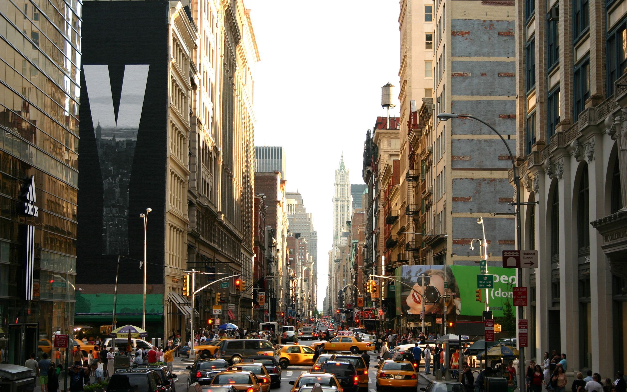 Manhattan cityscape desktop wallpaper. New York City skyline.