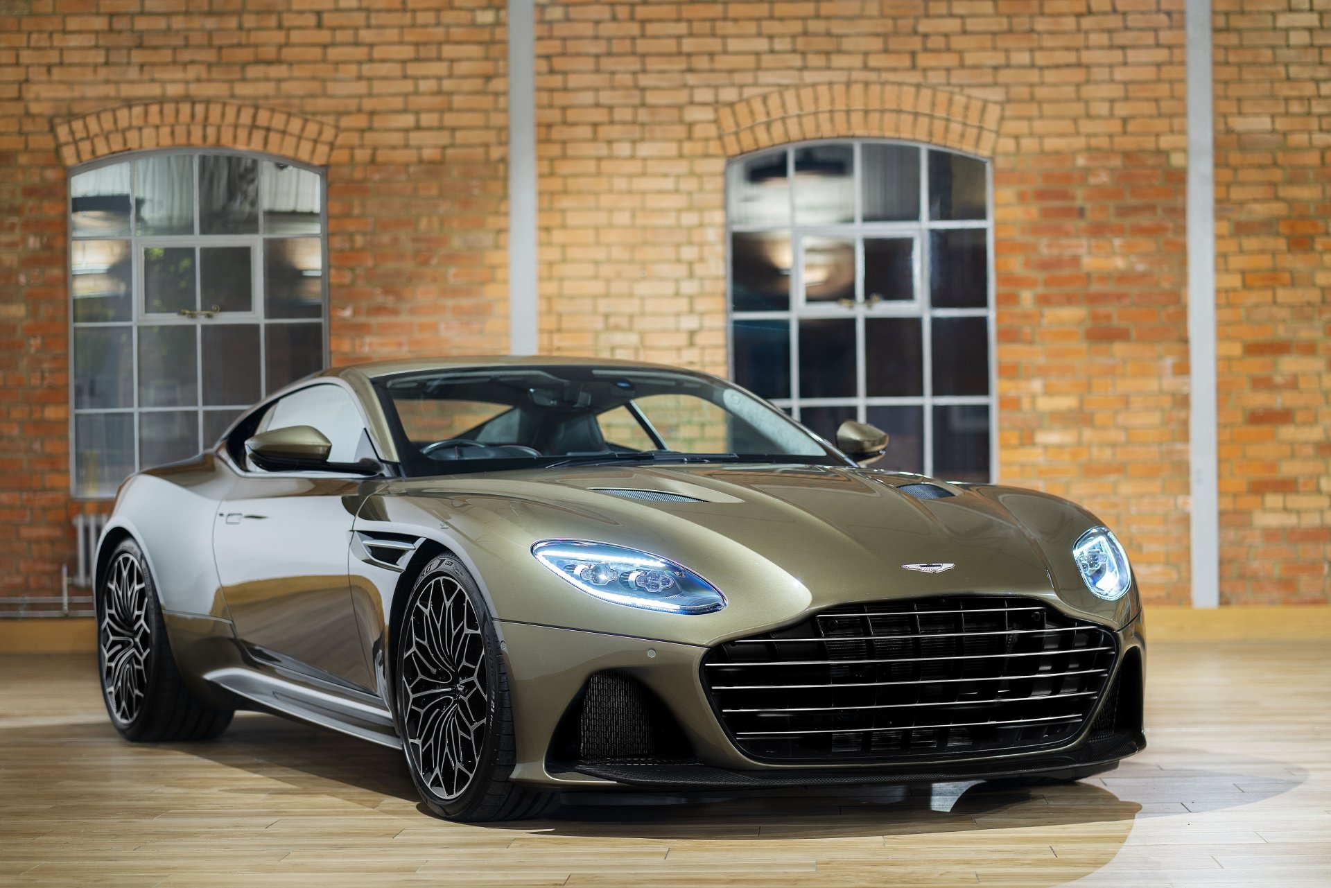 Download Supercar Car Aston Martin Vehicle Aston Martin DBS Superleggera 8k Ultra HD Wallpaper