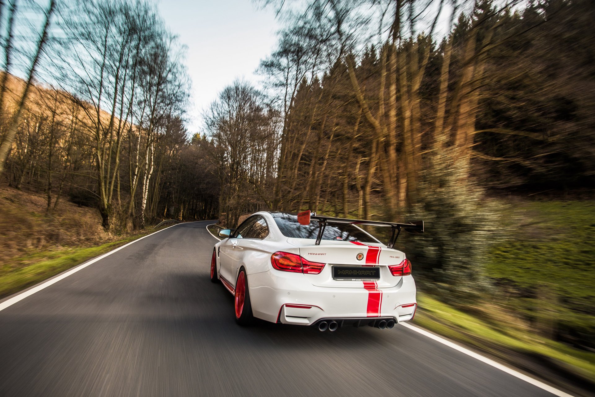 Download Vehicle BMW M4 4k Ultra HD Wallpaper