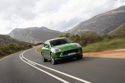 SUV green car car Porsche Porsche Macan vehicle Porsche Macan Turbo HD Desktop Wallpaper | Background Image