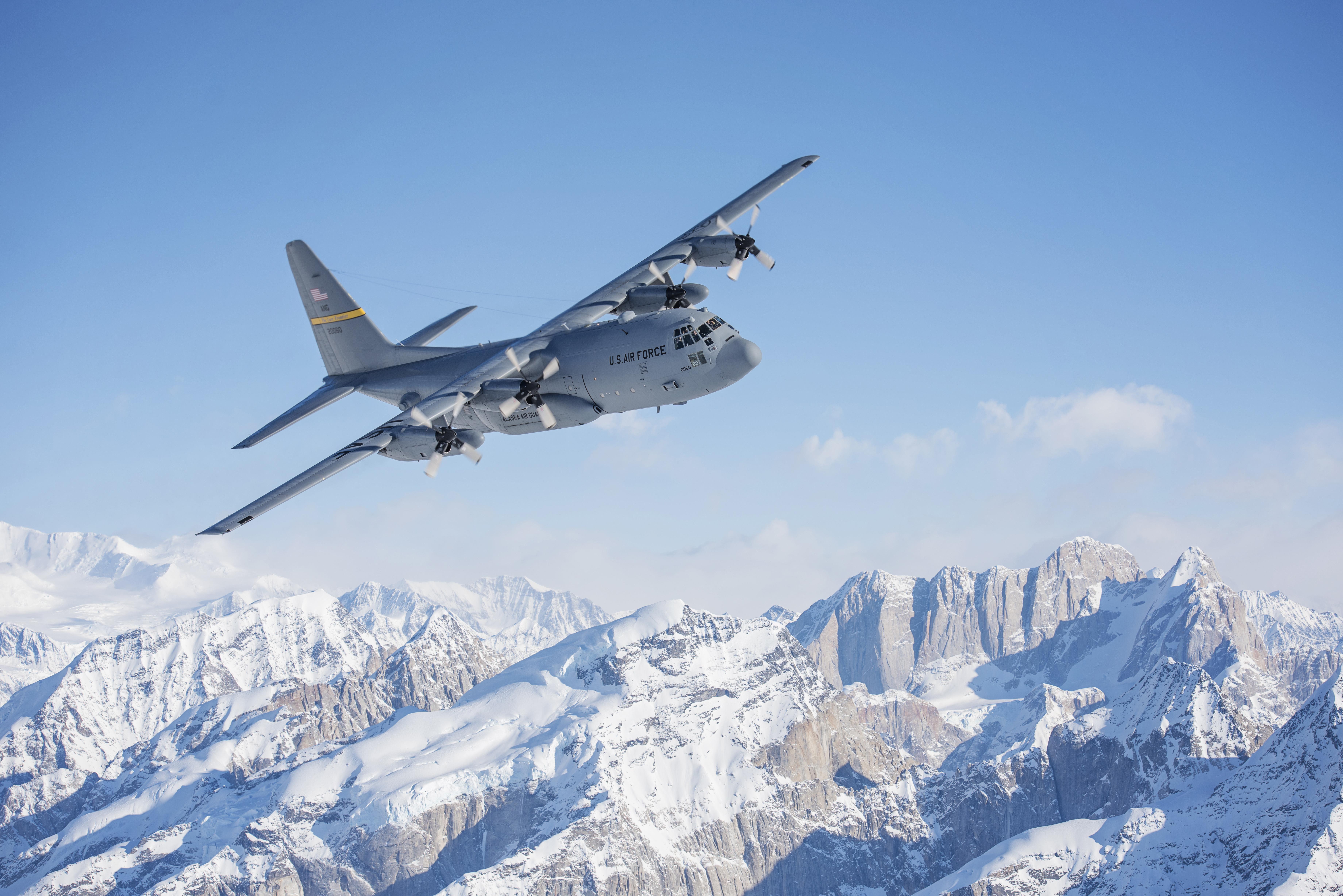 Vehicles Lockheed C-130 Hercules HD Wallpaper | Background Image