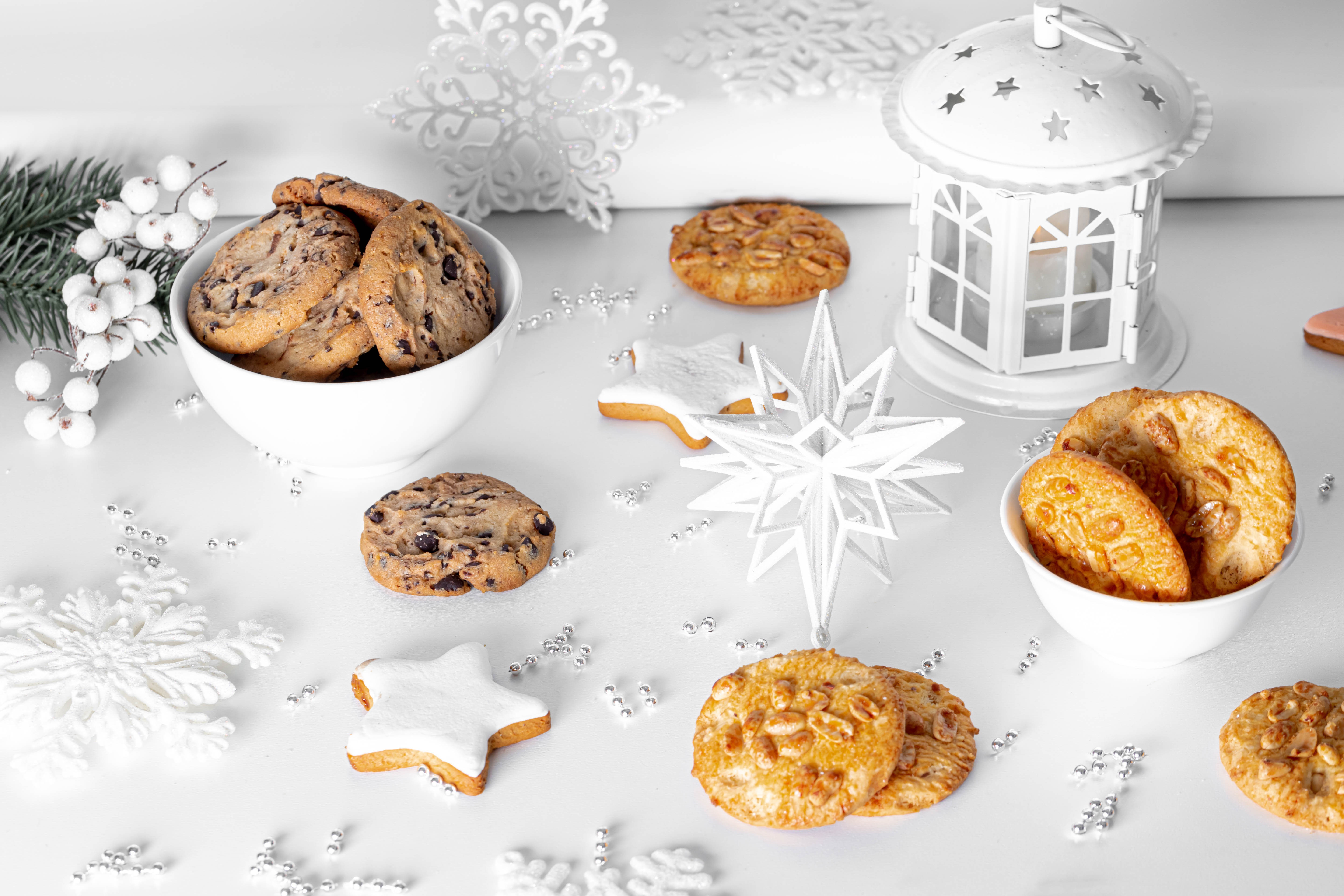 Download Still Life Lantern Christmas Snowflake Food Cookie 4k Ultra HD ...