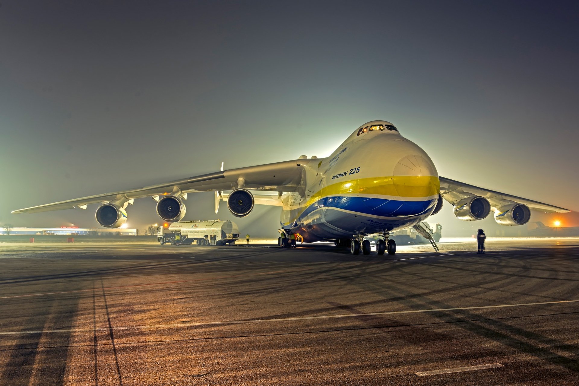 Download Aircraft Transport Aircraft Vehicle Antonov An 225 Mriya Hd