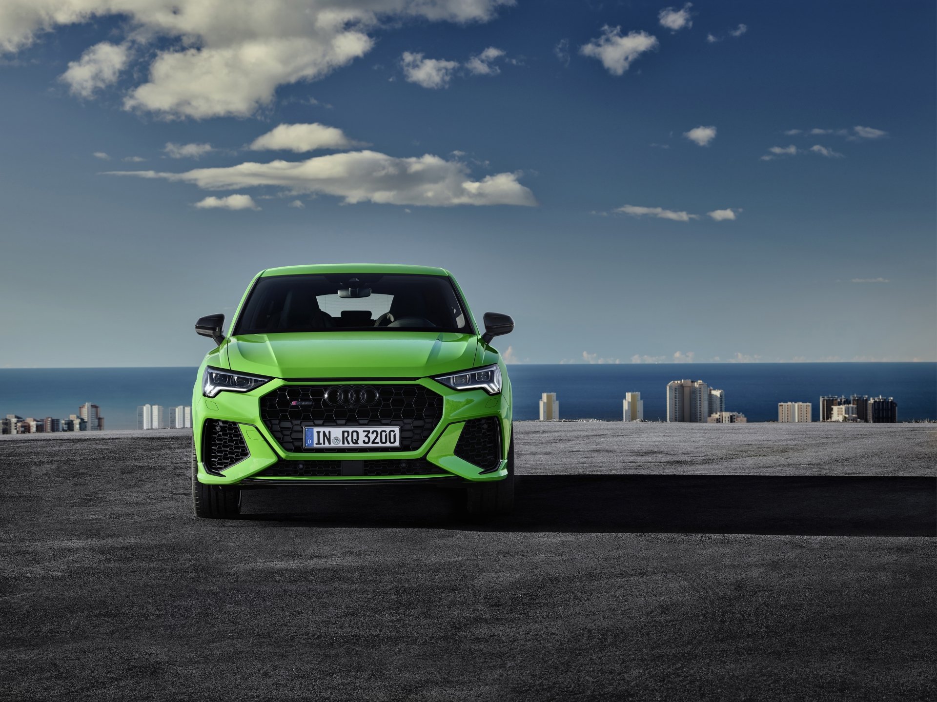 Download SUV Green Car Car Audi Vehicle Audi Q3 4k Ultra HD Wallpaper