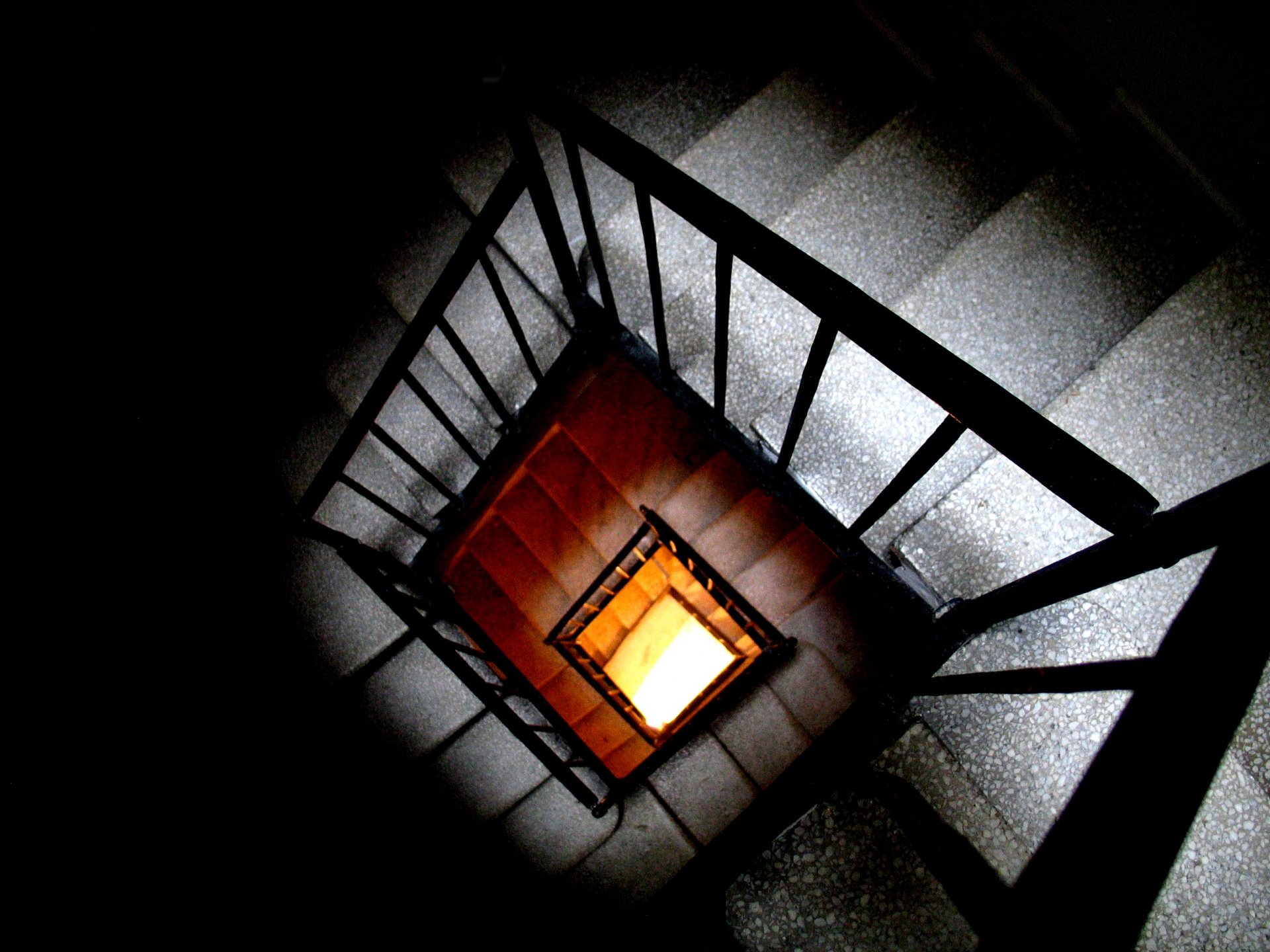 Stairs HD Wallpaper | Background Image | 2592x1944 | ID:105812