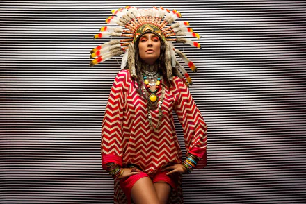 necklace headdress Australian actress woman Lisa Haydon HD Desktop Wallpaper | Background Image