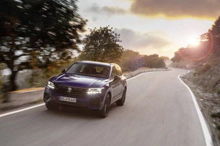 SUV car Volkswagen Volkswagen Touareg vehicle Volkswagen Touareg R-Line HD Desktop Wallpaper | Background Image