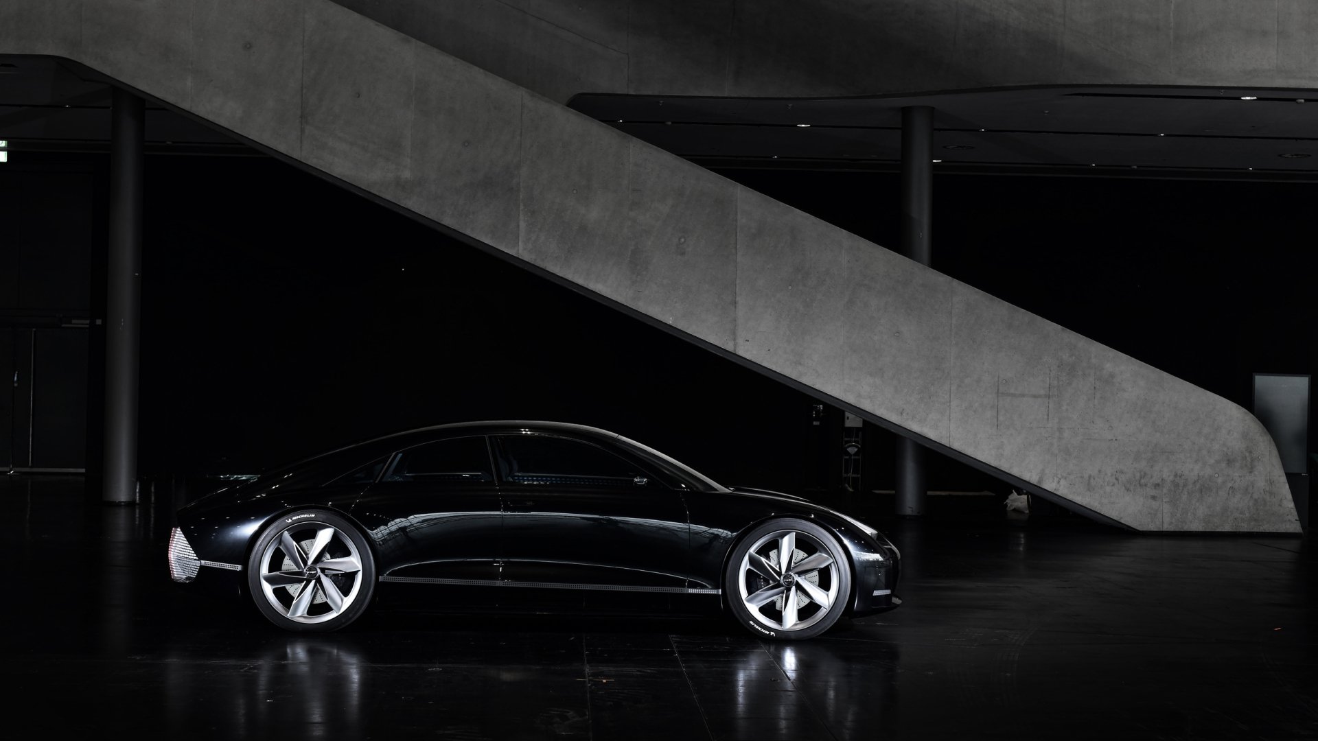 Download Electric Car Black Car Car Hyundai Vehicle Hyundai Prophecy HD Wallpaper