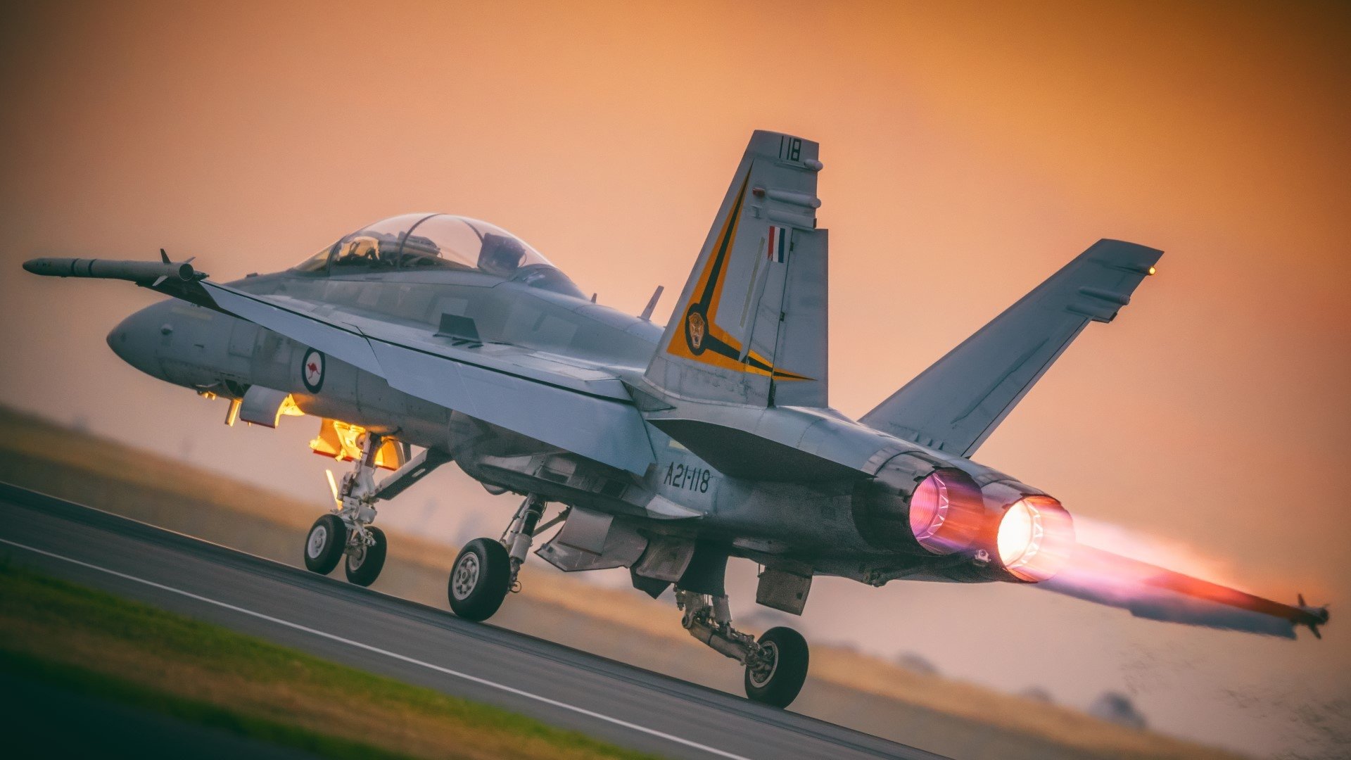 F/A-18 Hornet: High-Speed Military Jet Fighter HD Wallpaper