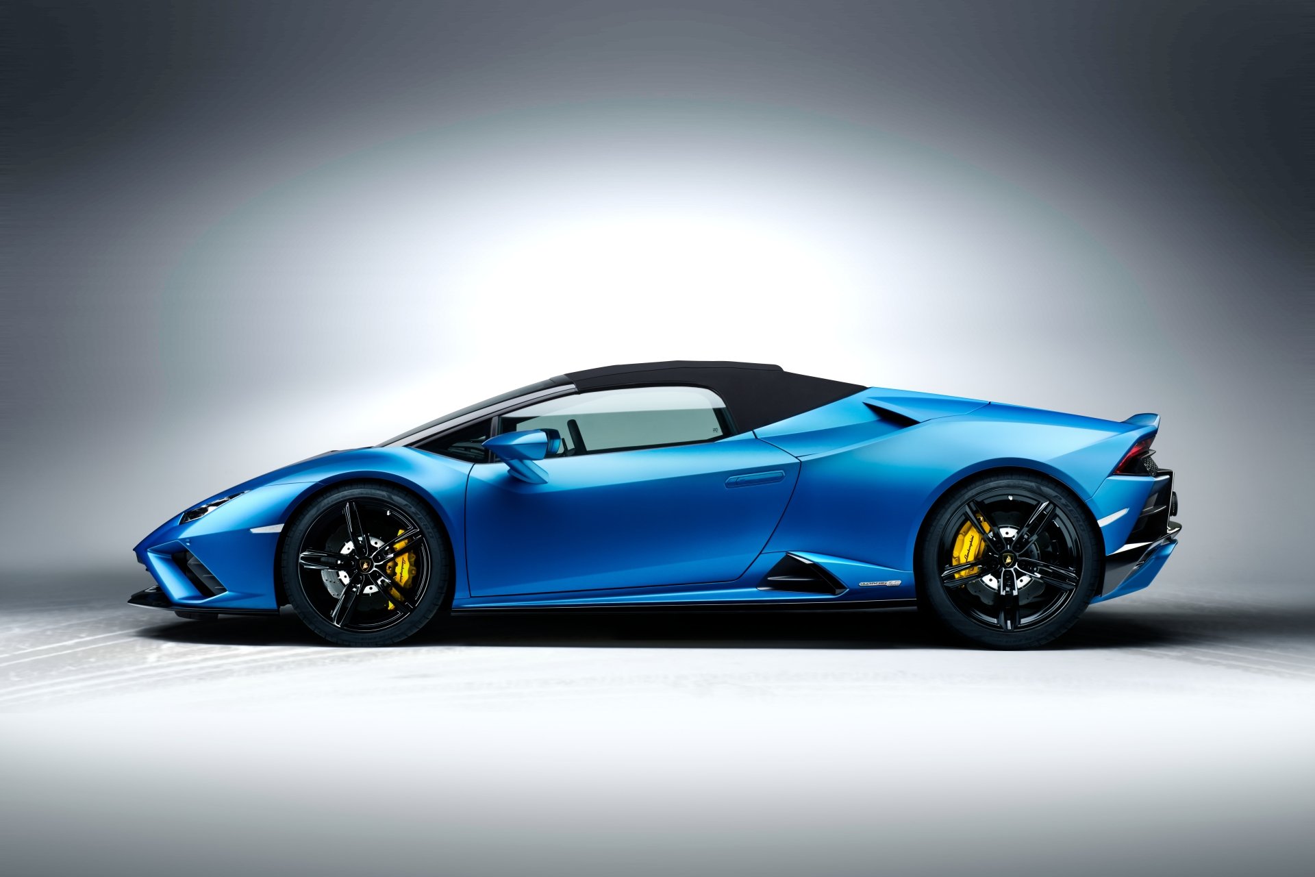 Download Supercar Car Lamborghini Huracan Lamborghini Vehicle Lamborghini Huracan Evo 8k Ultra HD Wallpaper