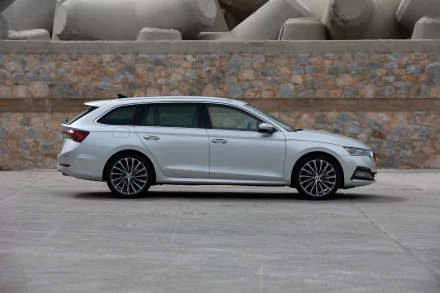 silver car car Skoda vehicle Skoda Octavia Combi HD Desktop Wallpaper | Background Image