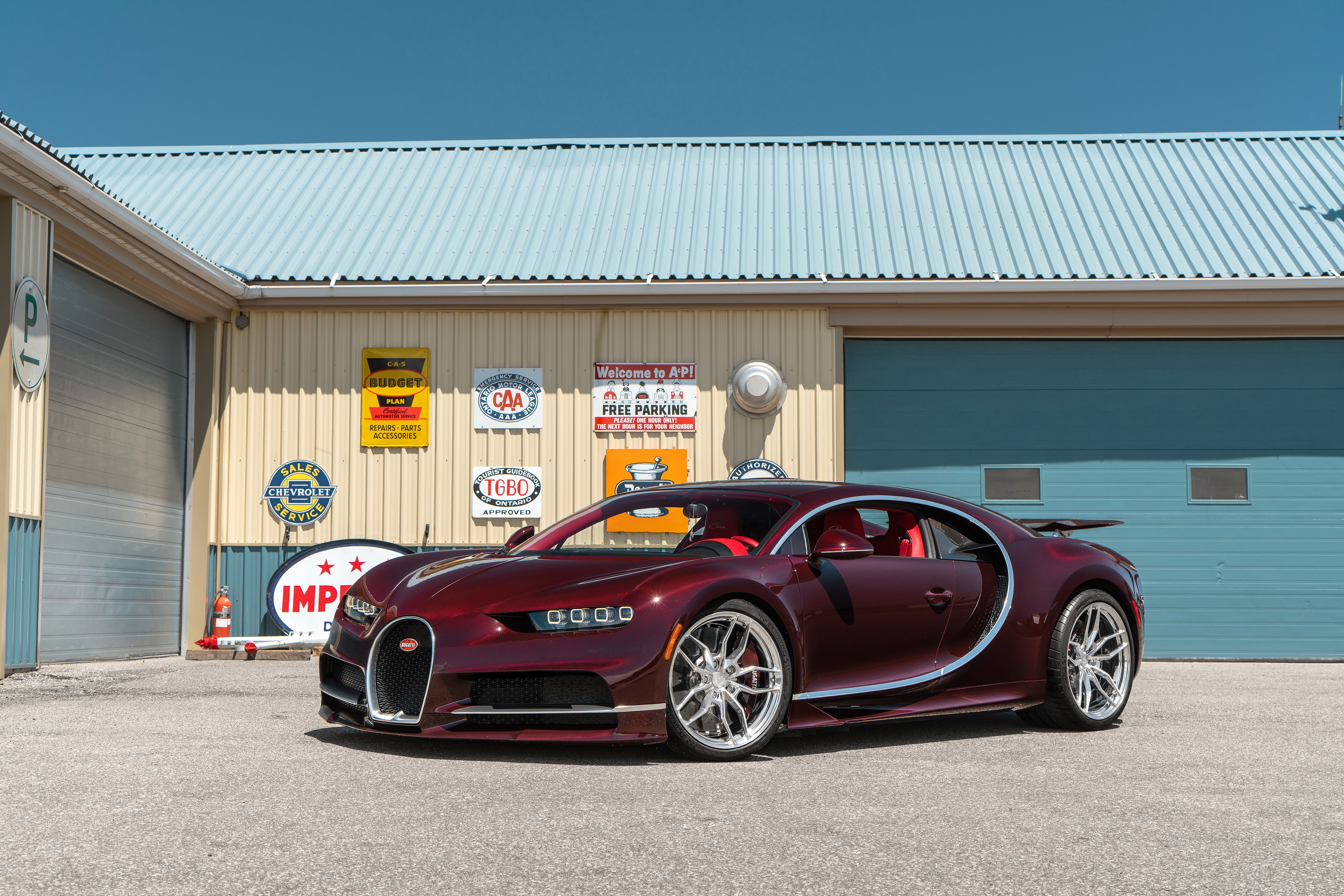 red bugatti wallpaper