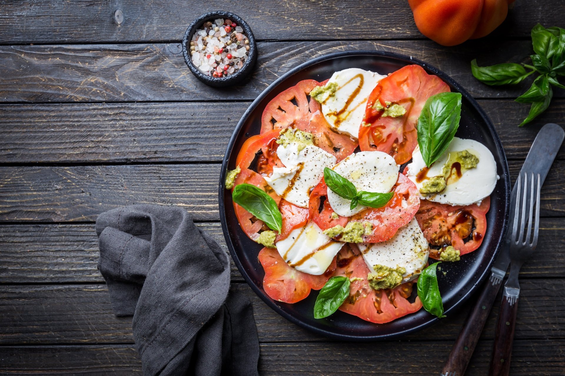 Download Still Life Mozzarella Tomato Food Salad 4k Ultra HD Wallpaper