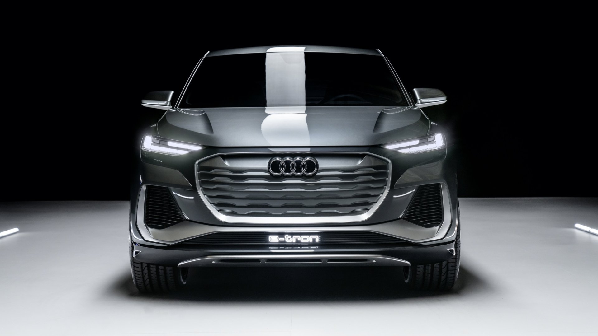 Download Silver Car Electric Car SUV Car Audi Vehicle Audi Q4 E-tron HD ...