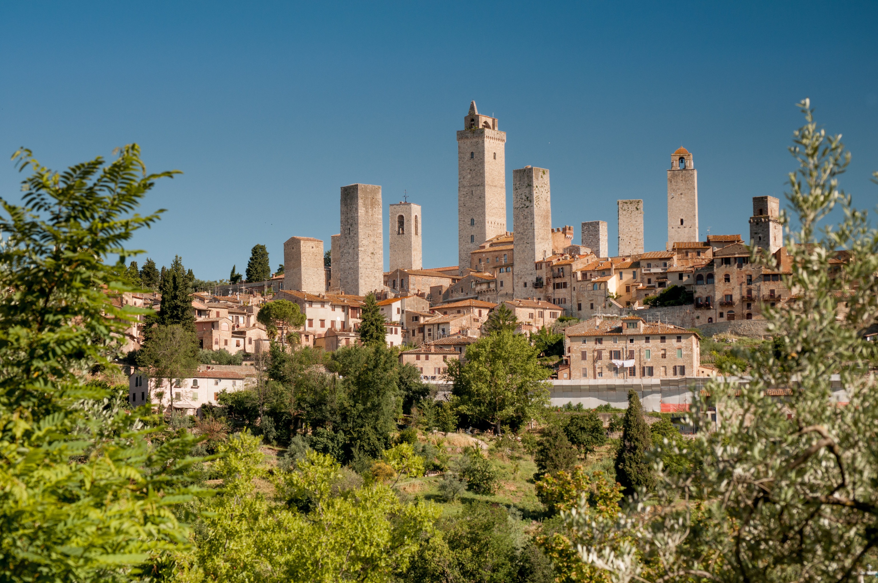 Town HD Wallpaper