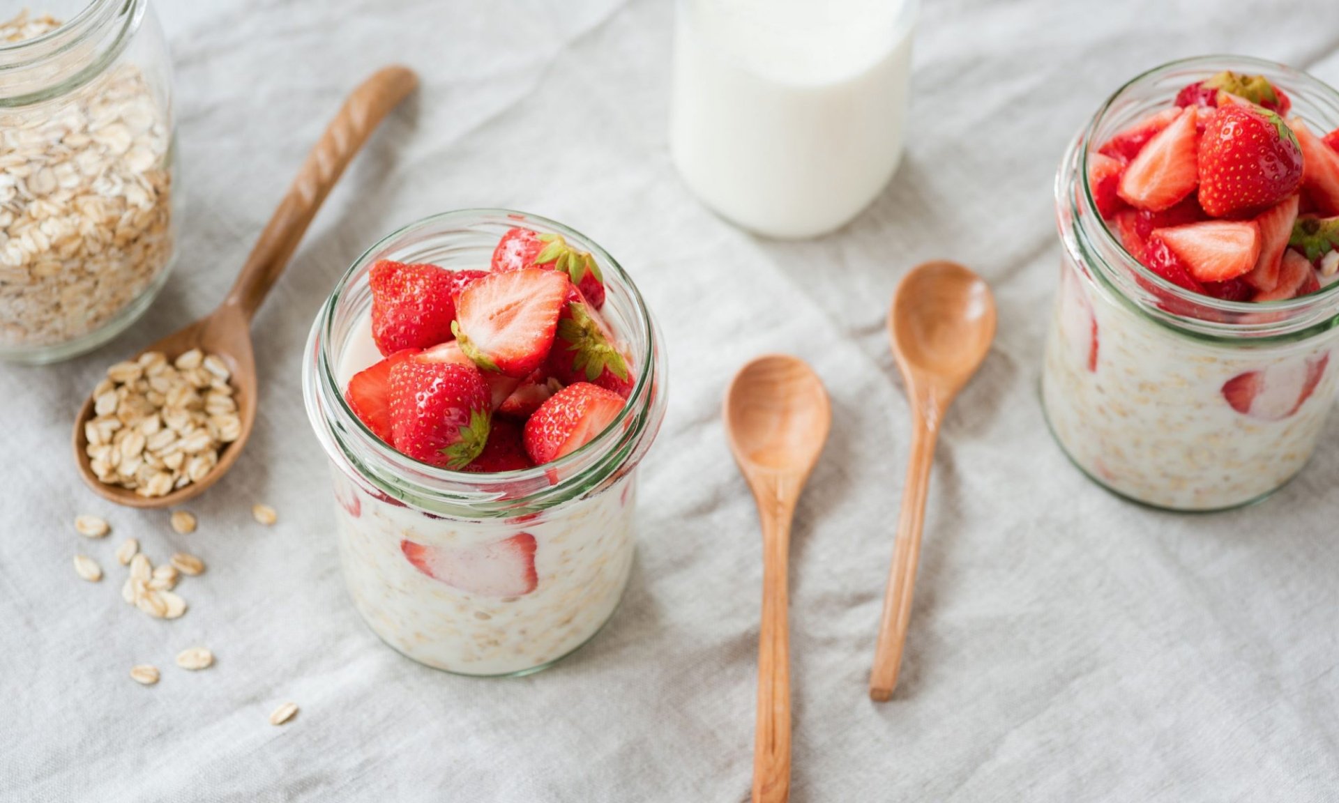 Download Oatmeal Strawberry Milk Food Breakfast HD Wallpaper