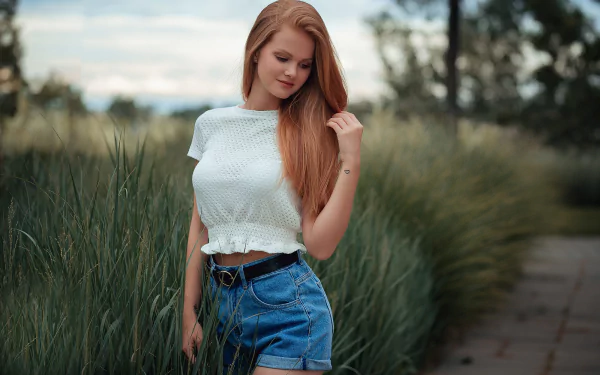depth of field shorts redhead woman model HD Desktop Wallpaper | Background Image