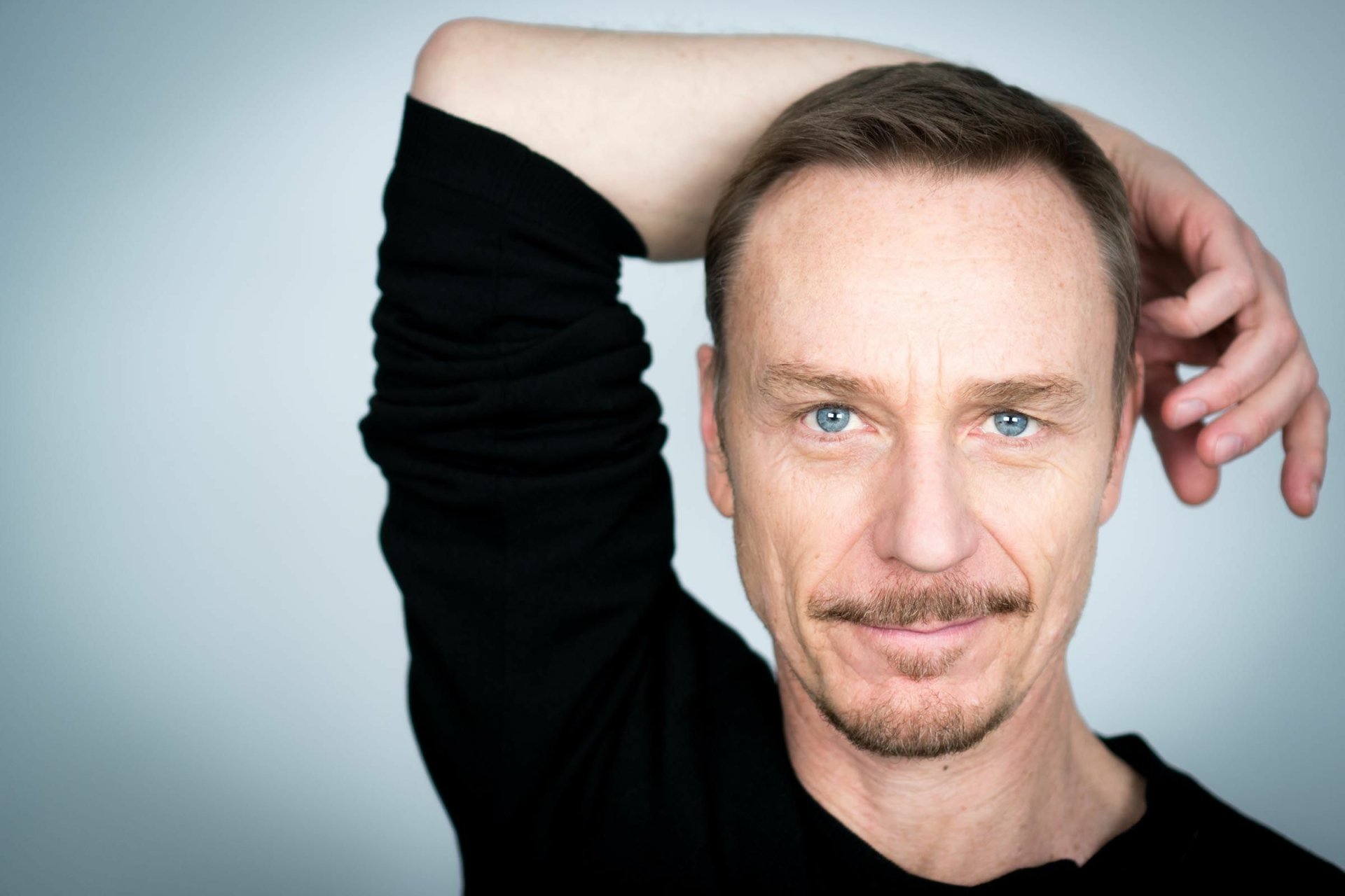 Download Actor Celebrity Ben Daniels HD Wallpaper