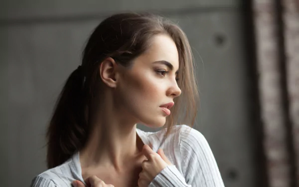 ponytail brunette woman model HD Desktop Wallpaper | Background Image