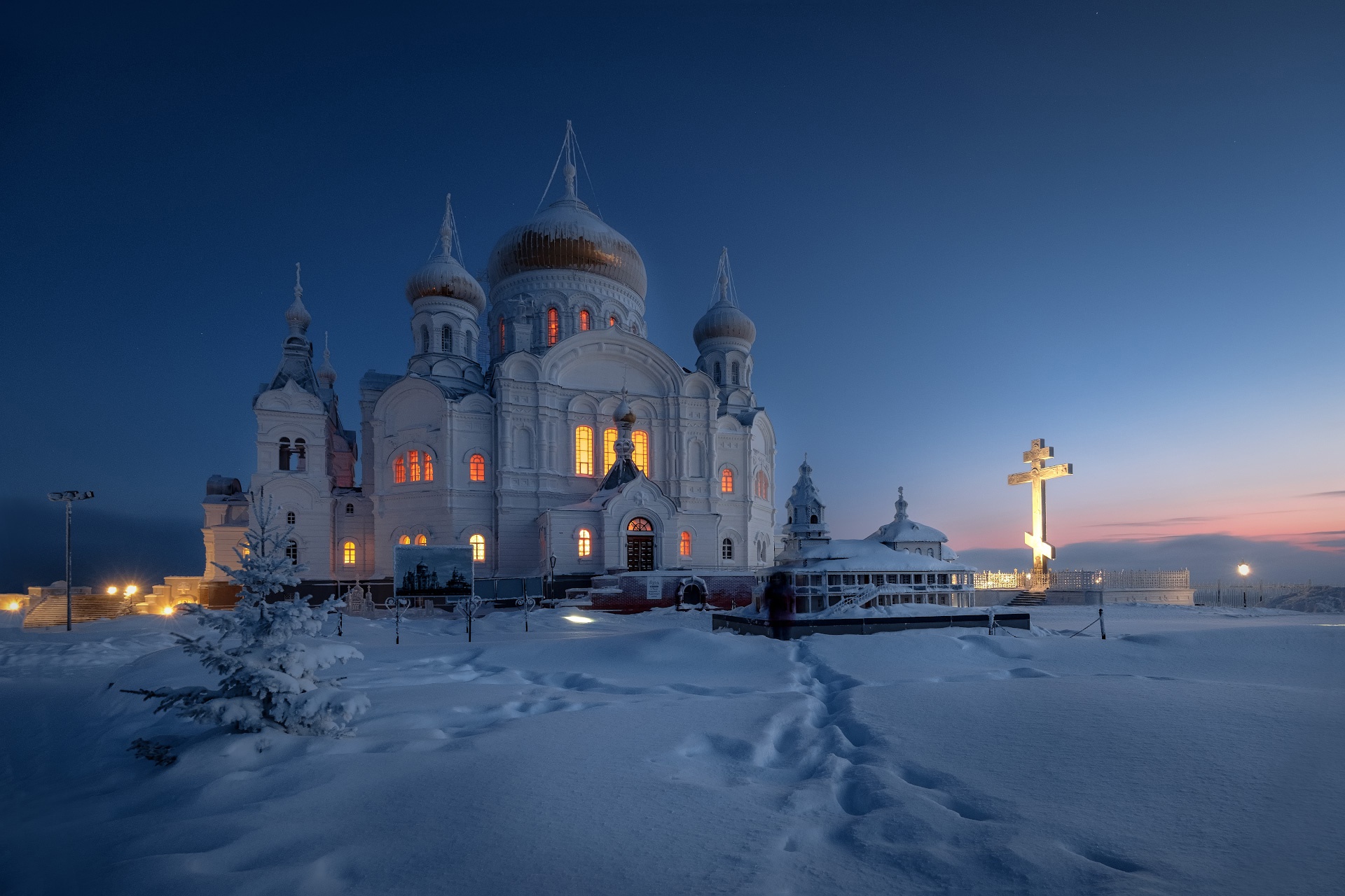 Religious Monastery HD Wallpaper | Background Image