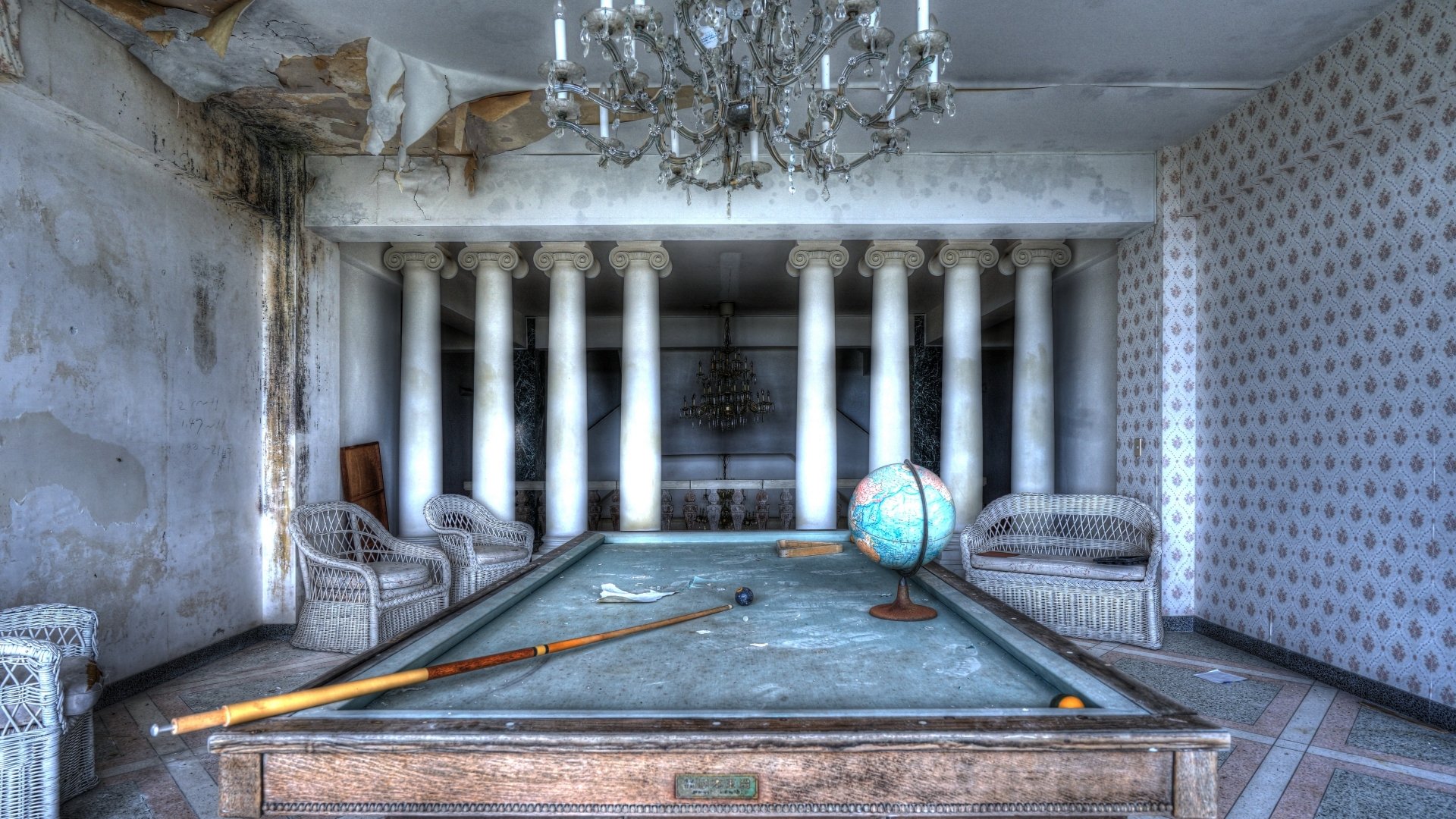 Download Globe Pool Table Man Made Room 4k Ultra HD Wallpaper