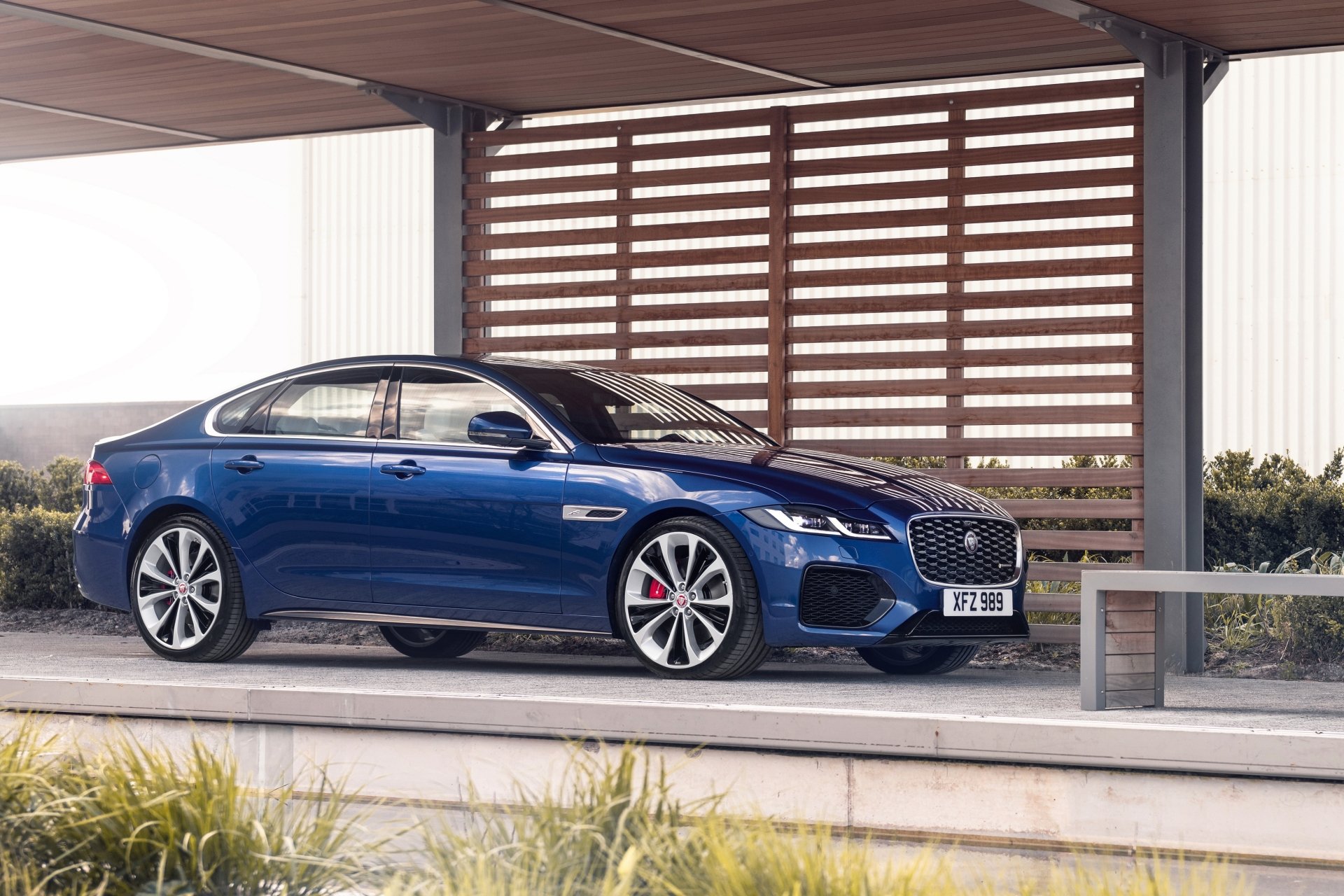 Download Car Jaguar (Car) Vehicle Jaguar XF 4k Ultra HD Wallpaper