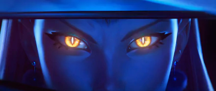 Close-up of Evelynn from League of Legends K/DA with glowing yellow eyes in vibrant 4K Ultra HD, capturing the essence of K-pop and video game aesthetics.