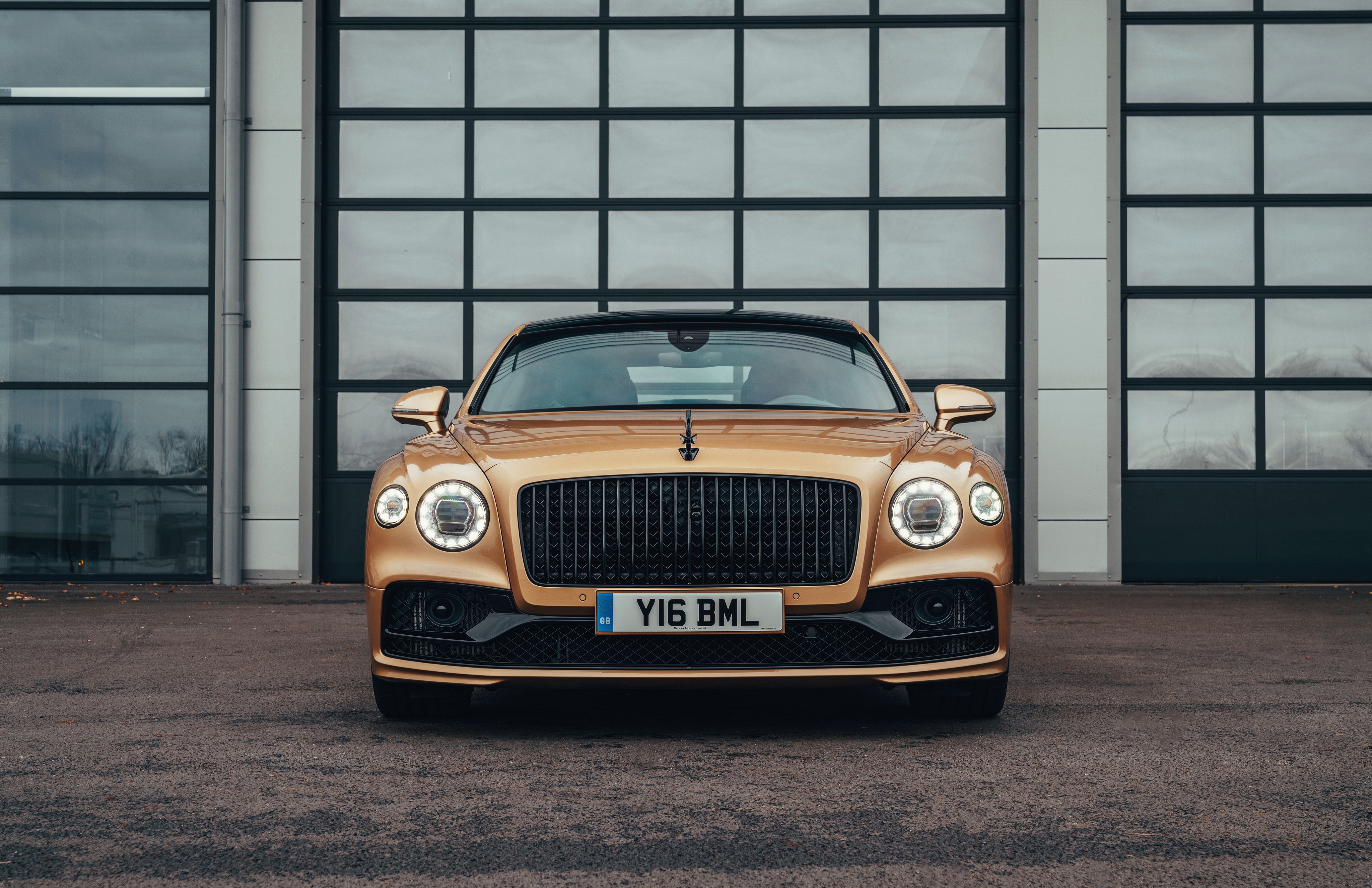 Vehicles Bentley Flying Spur V8 HD Wallpaper | Background Image