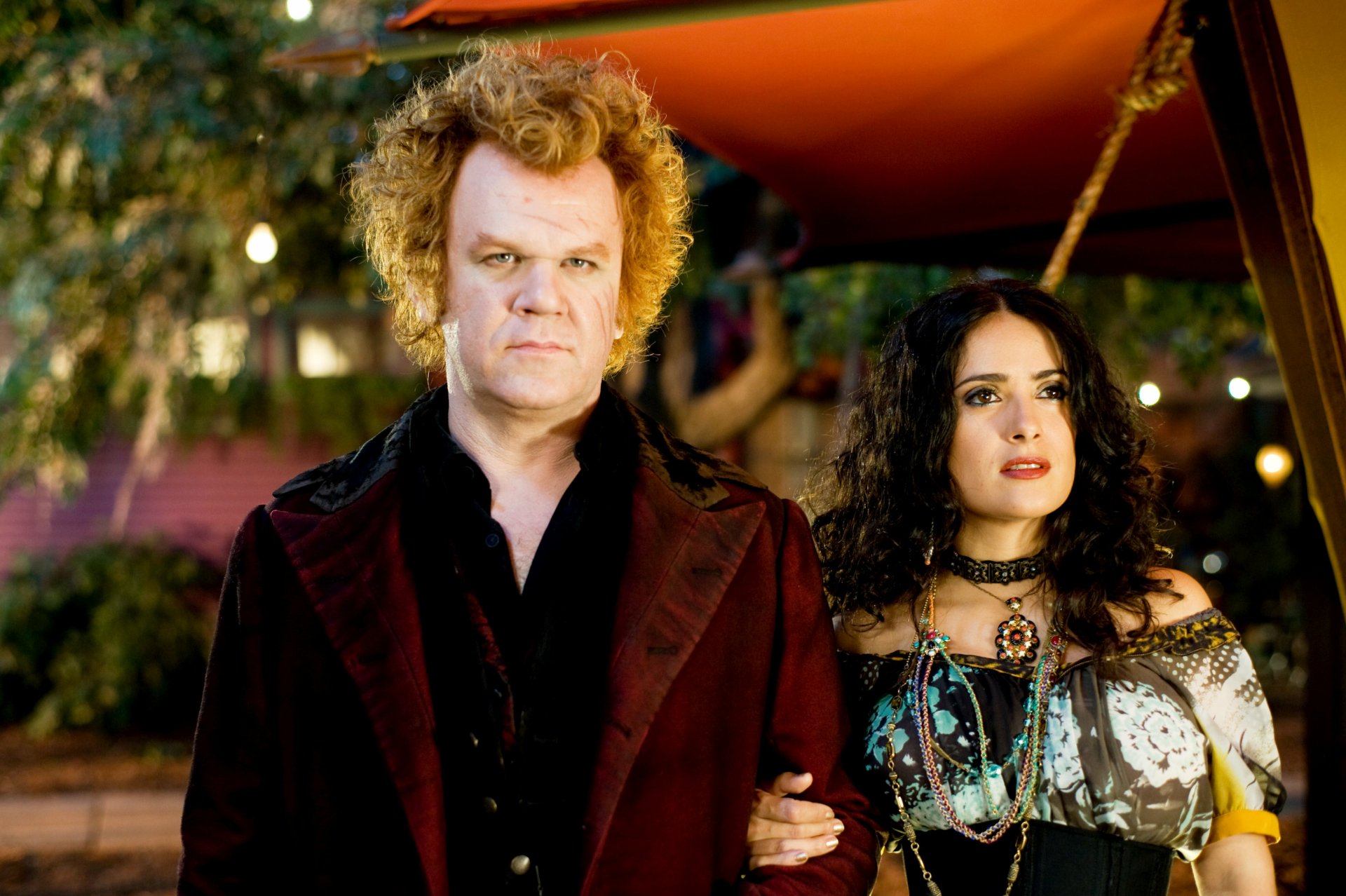 Download Madame Truska Salma Hayek John C. Reilly Larten Crepsley Movie Cirque Du Freak: The Vampire's Assistant HD Wallpaper