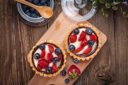 tartlet strawberry blueberry berry food dessert HD Desktop Wallpaper | Background Image