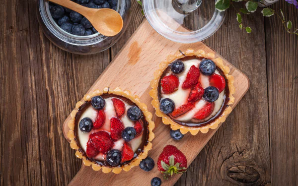 tartlet strawberry blueberry berry food dessert HD Desktop Wallpaper | Background Image