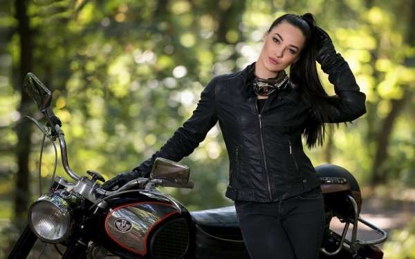 Femmes Top Model Top Modèls Motocycle Black Hair Depth Of Field Ponytail Leather Jacket Pannonia Fond d'écran HD | Image