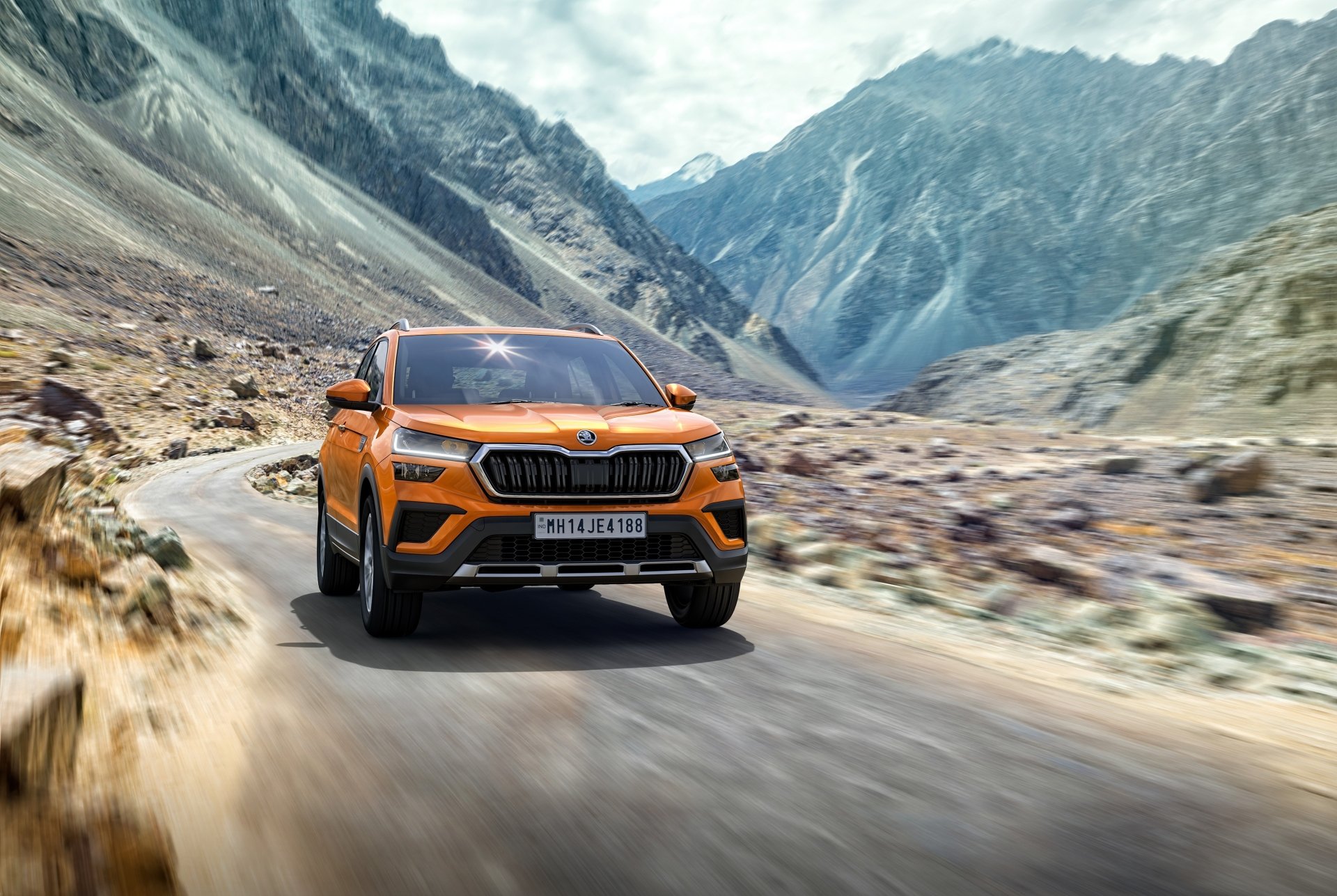 Download SUV Orange Car Car Skoda Vehicle Skoda Kushaq 4k Ultra HD Wallpaper