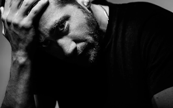 Celebrity Jake Gyllenhaal HD Desktop Wallpaper | Background Image