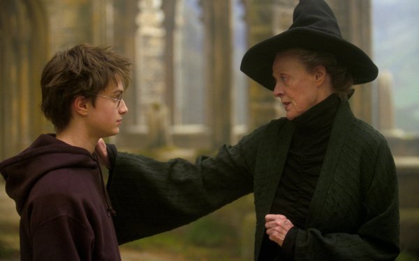 Movie Harry Potter and the Prisoner of Azkaban Harry Potter Daniel Radcliffe Minerva McGonagall Maggie Smith HD Wallpaper | Background Image