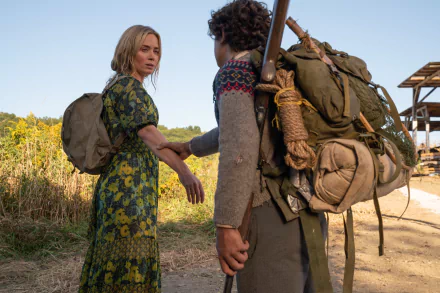  Emily Blunt &amp; Noah Jupe in the Movie A Quiet Place Part II