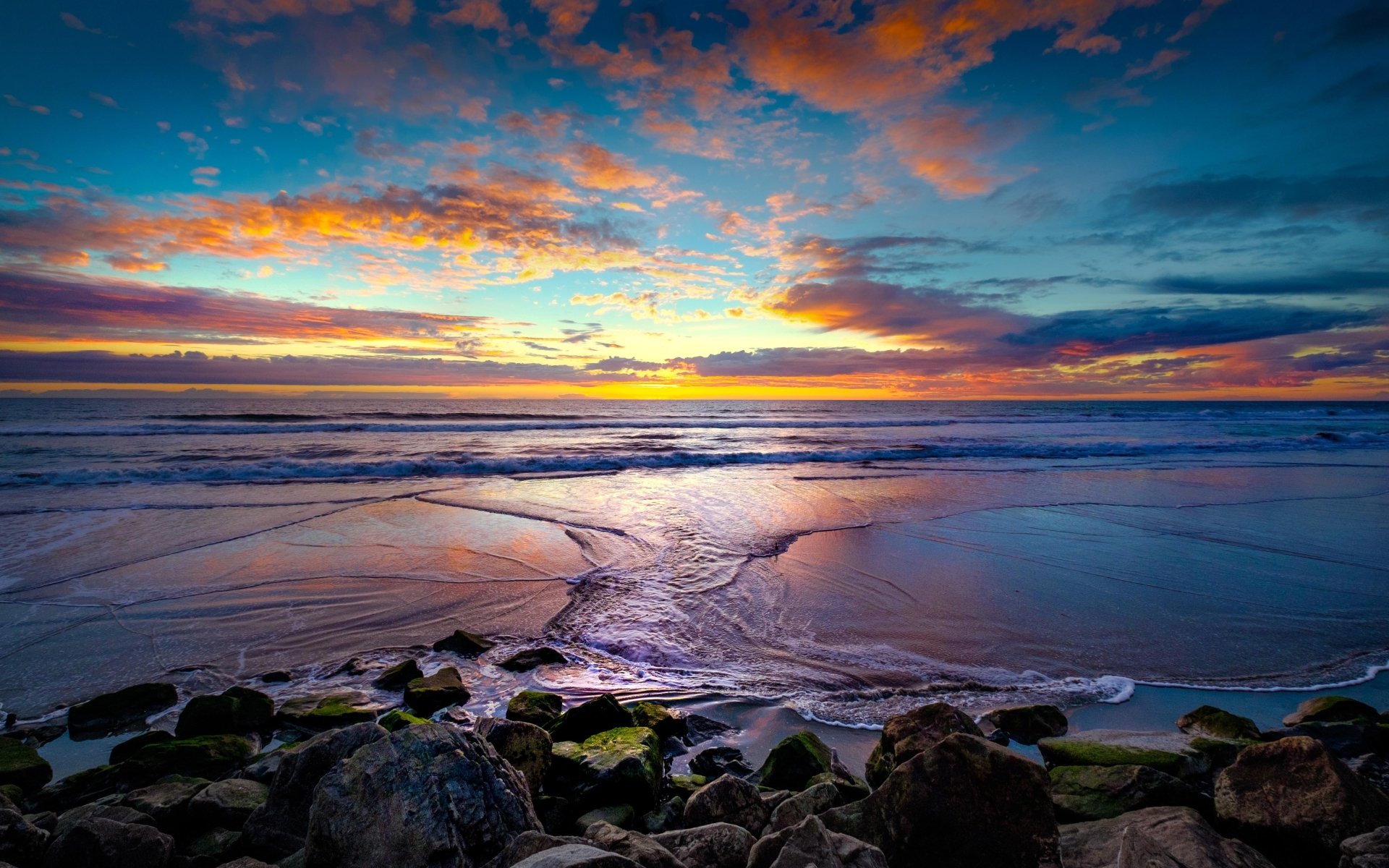 4K Ultra HD Sunset Over Ocean Horizon – Nature’s Sky Masterpiece ...